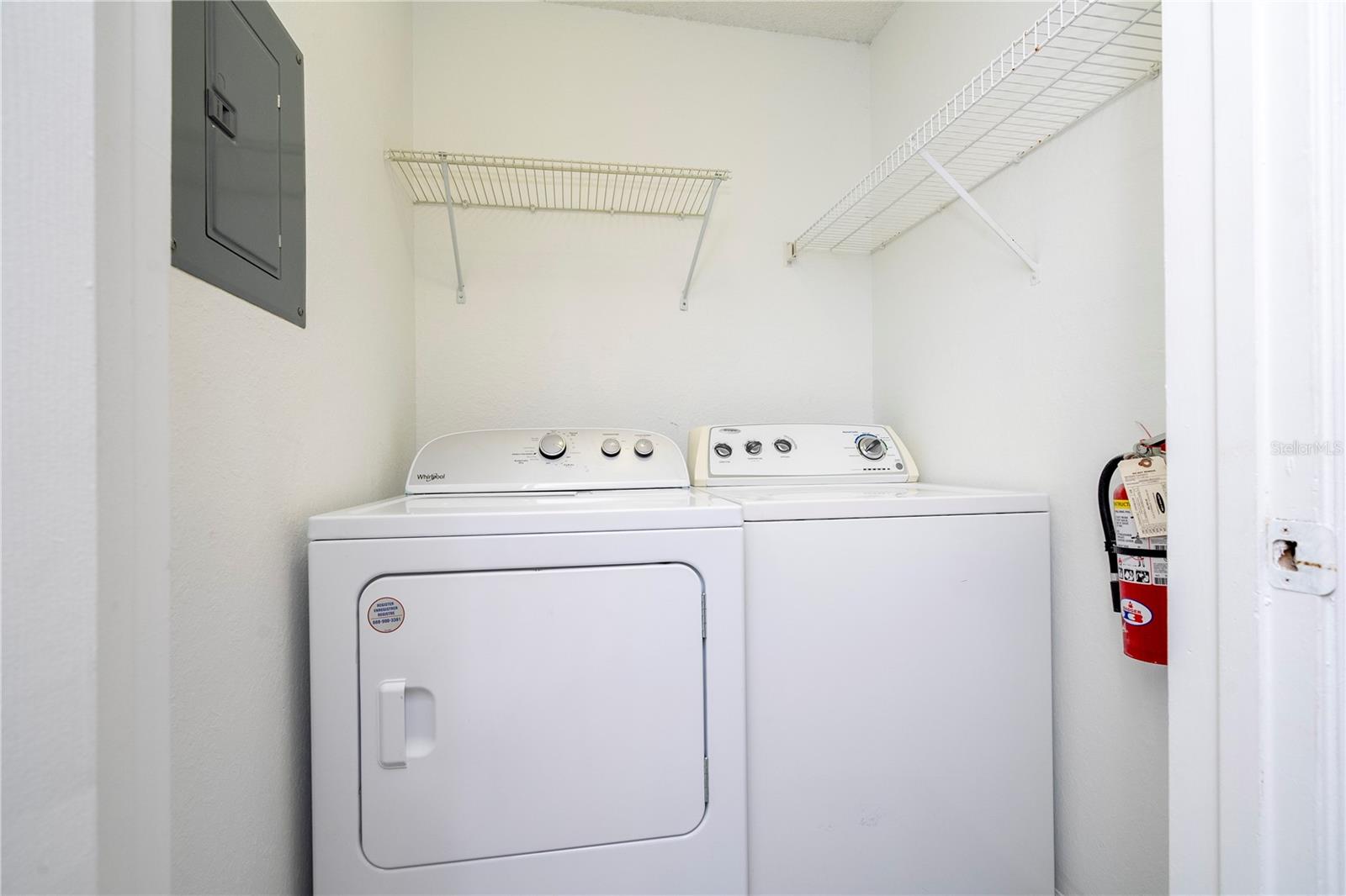 5136 PARK CENTRAL DR #212