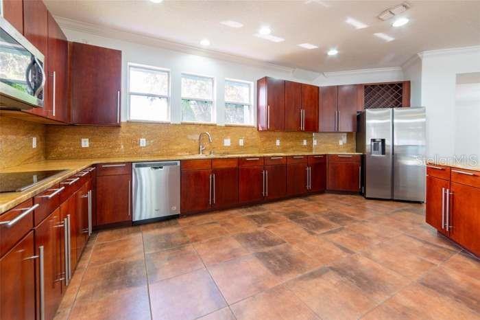 14443 GOLDEN RAIN TREE BLVD