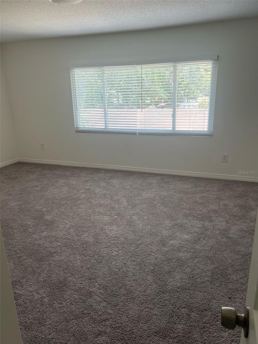 8414 N JONES AVE #L2