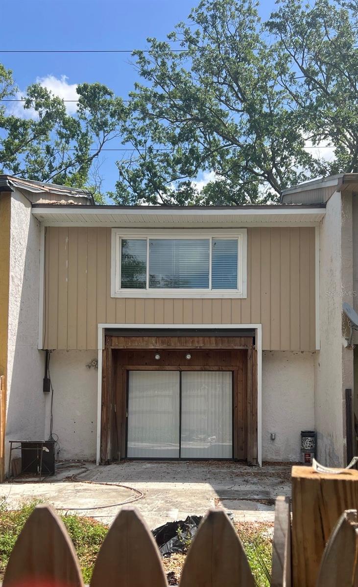 8414 N JONES AVE #L2