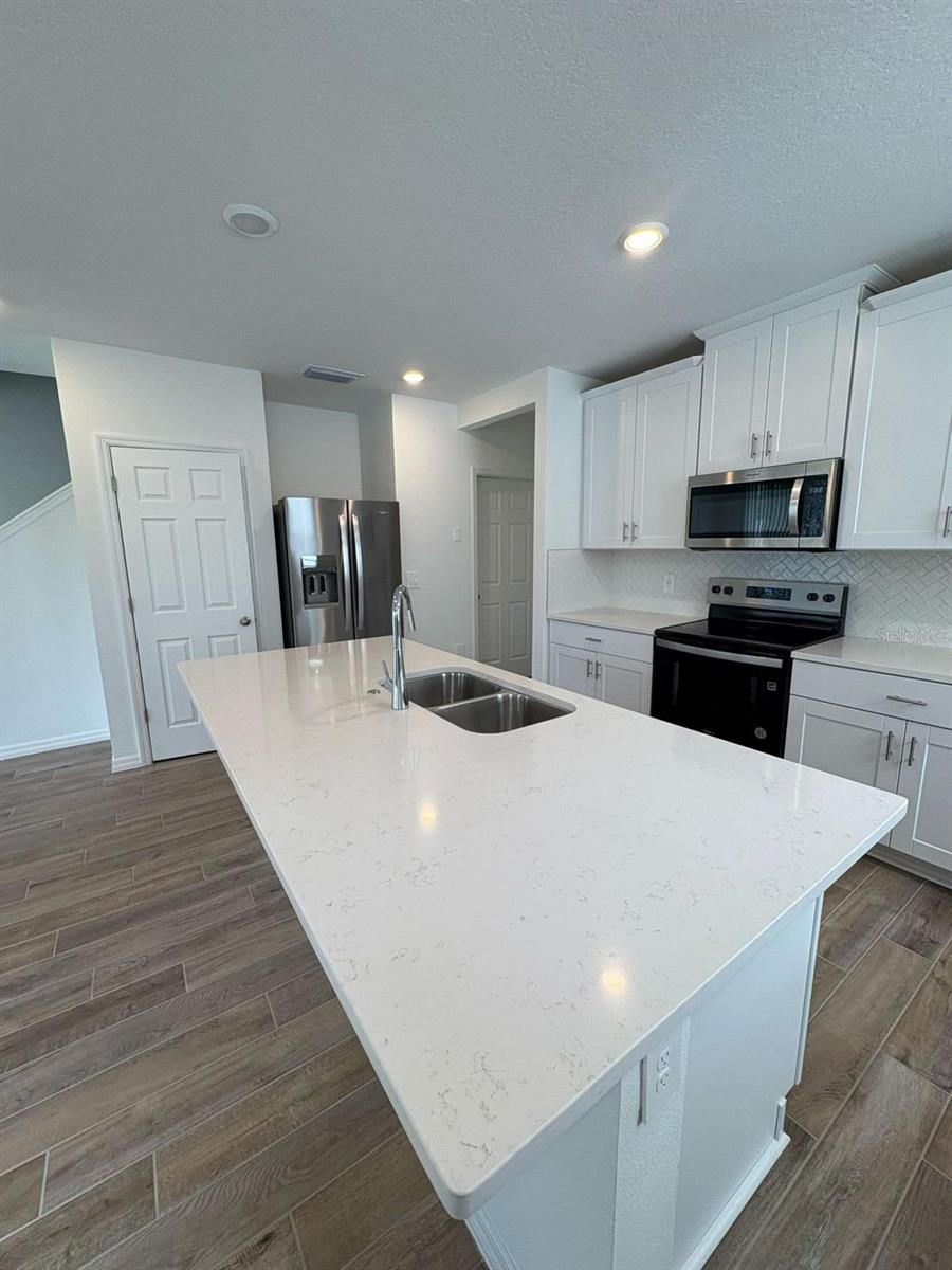 16407 BIRD OF PARADISE AVE