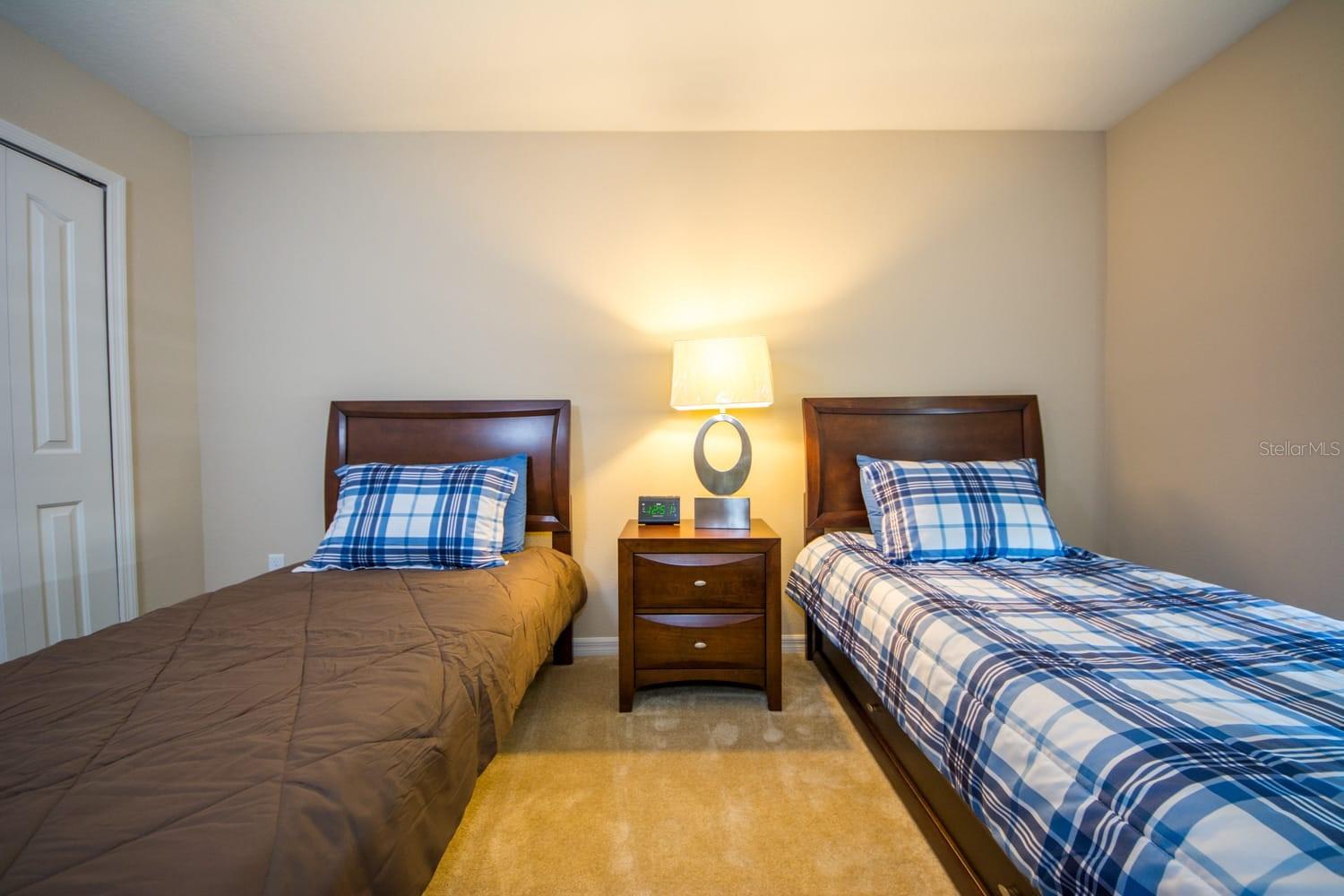 4748 BLUE DIAMOND ST