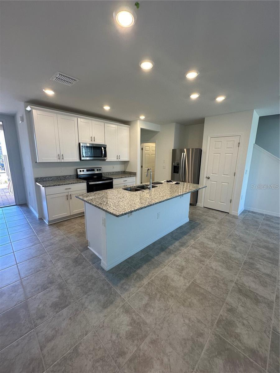 4470 BURROWING OWL LOOP