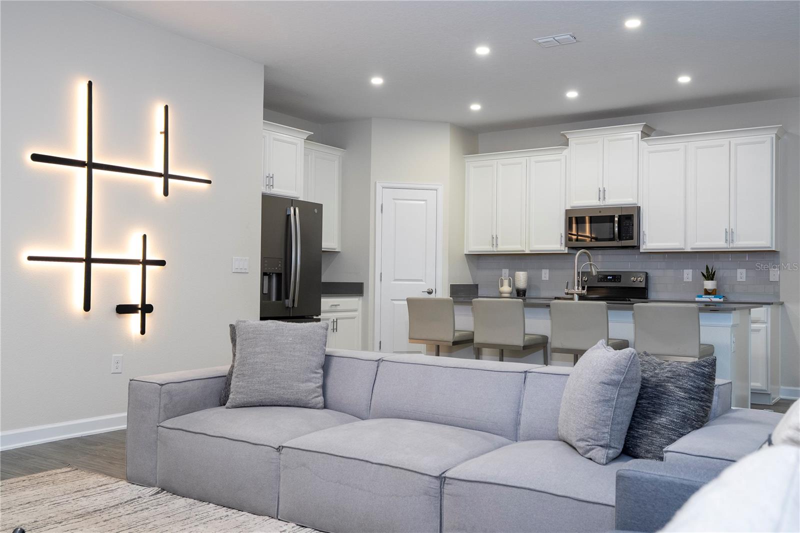 1097 TRAPPERS TRAIL LOOP