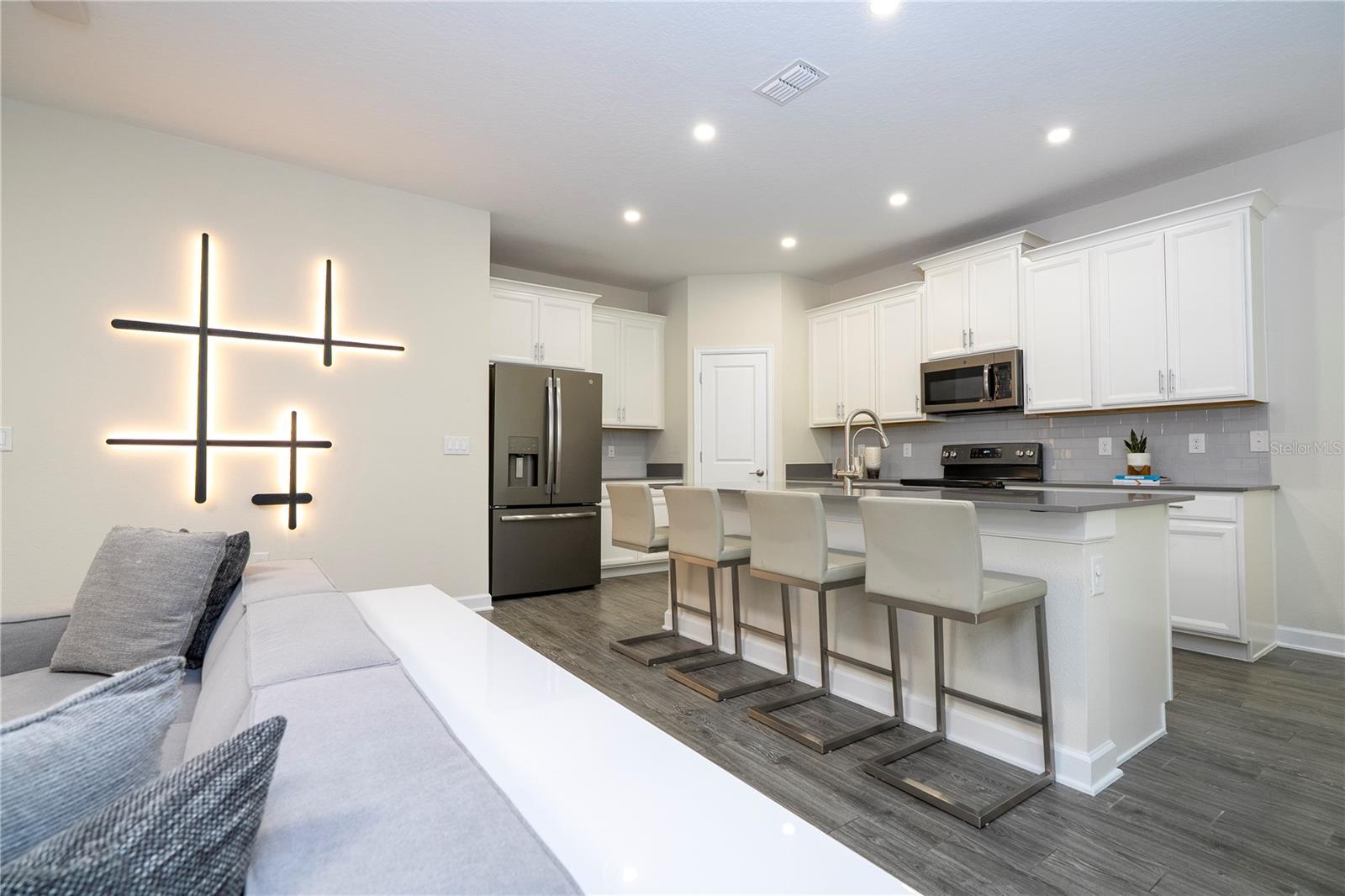 1097 TRAPPERS TRAIL LOOP