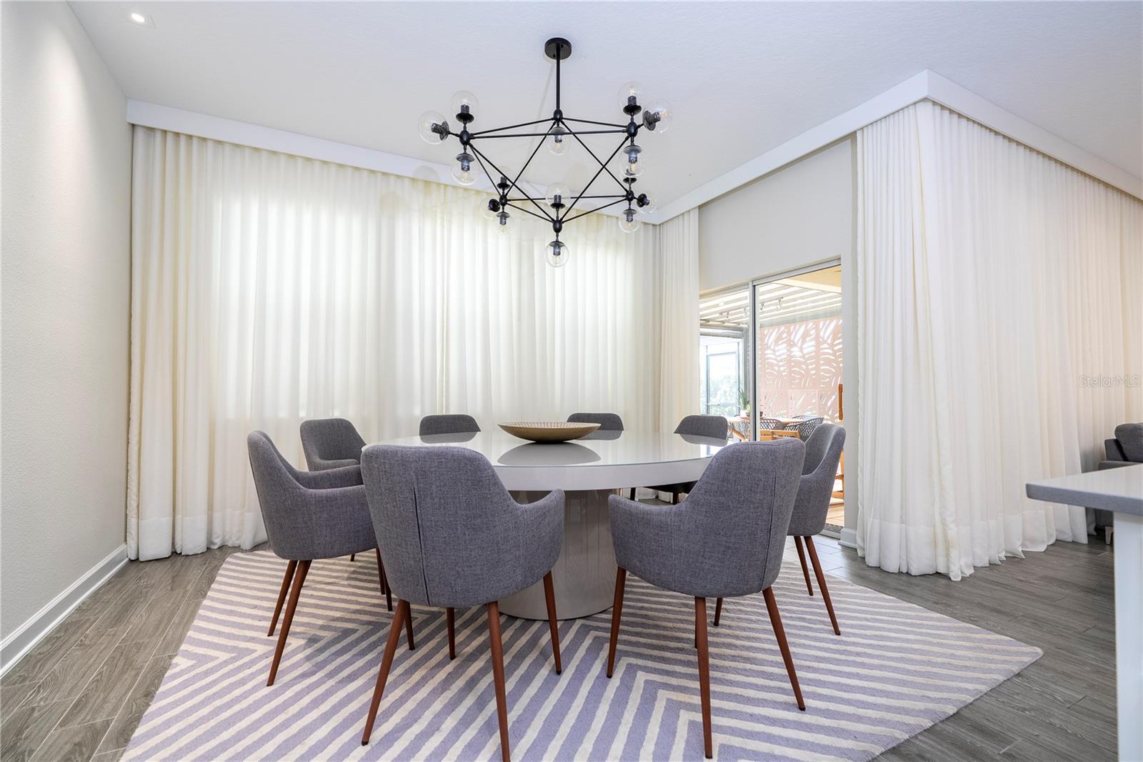 1097 TRAPPERS TRAIL LOOP