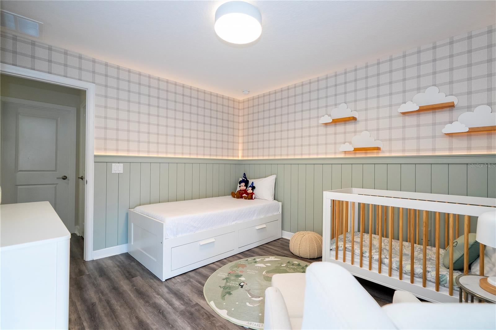 1097 TRAPPERS TRAIL LOOP