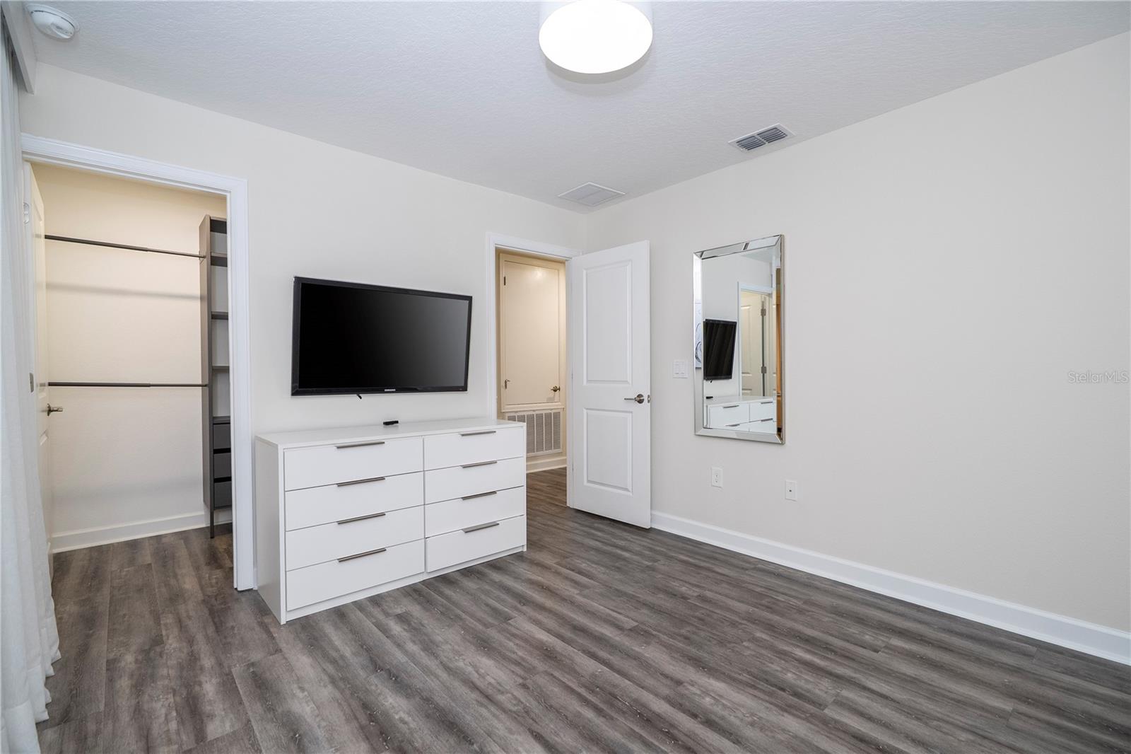 1097 TRAPPERS TRAIL LOOP