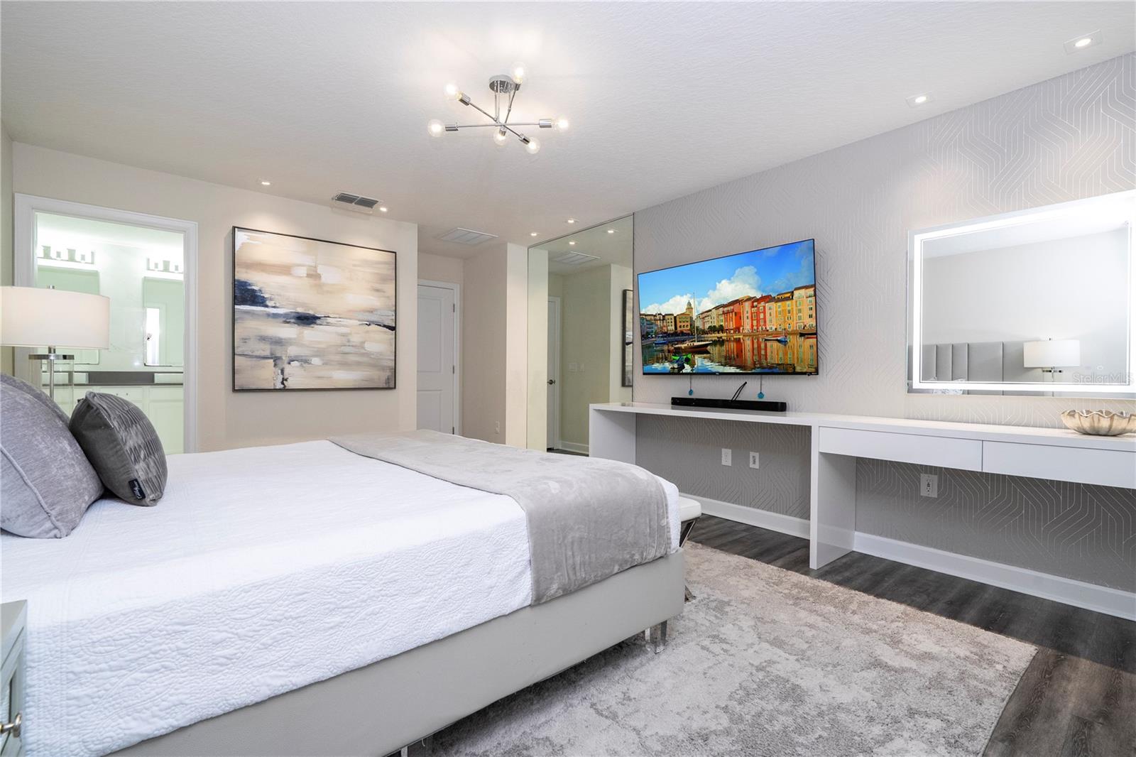 1097 TRAPPERS TRAIL LOOP