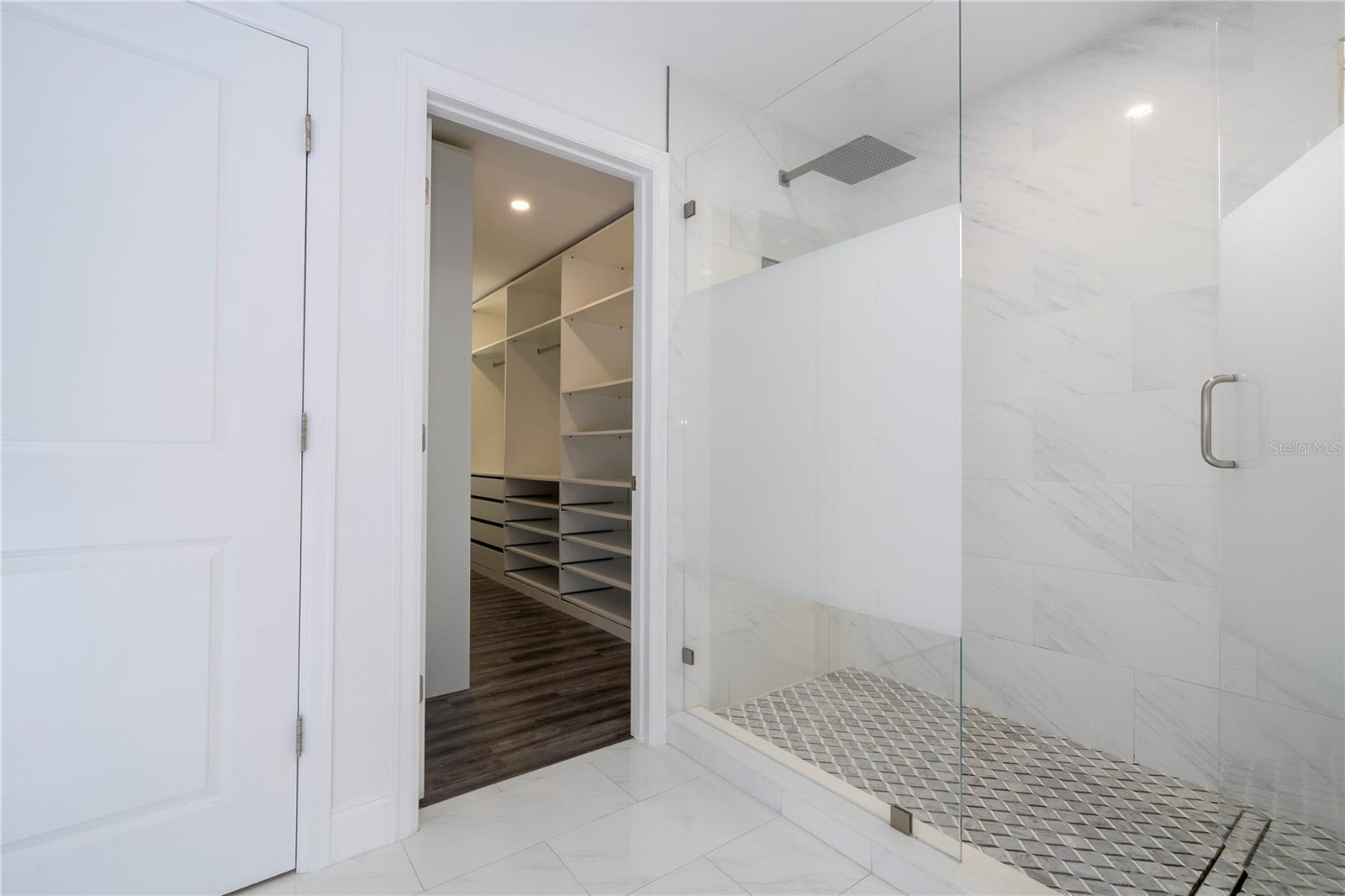 1097 TRAPPERS TRAIL LOOP