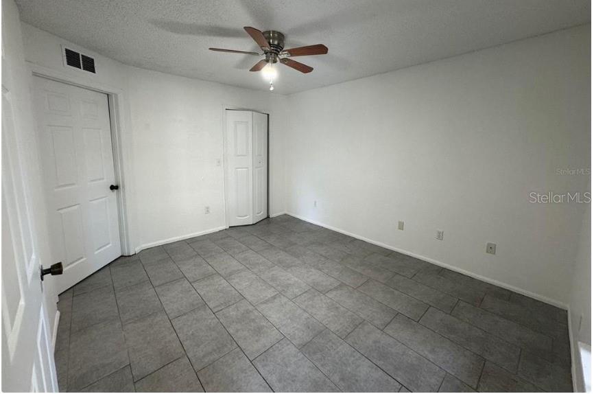 5136 PARK CENTRAL DR #212