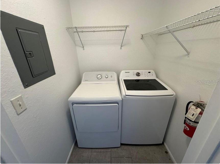 5136 PARK CENTRAL DR #212