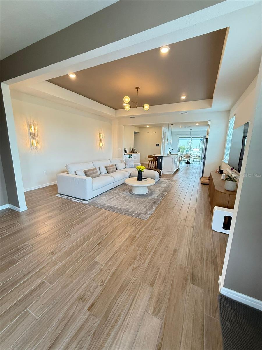 3158 VOYAGER AVE