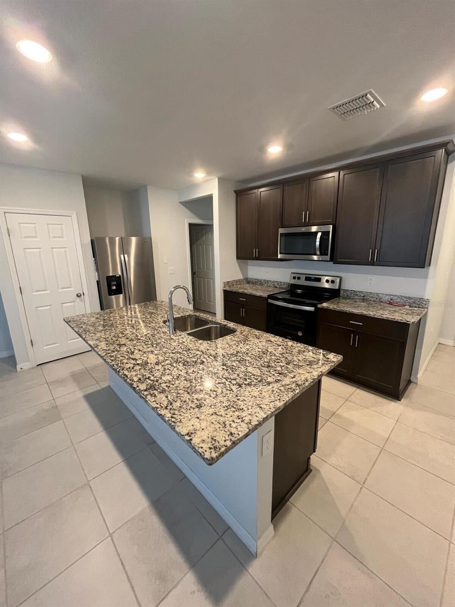 4474 BURROWING OWL LOOP