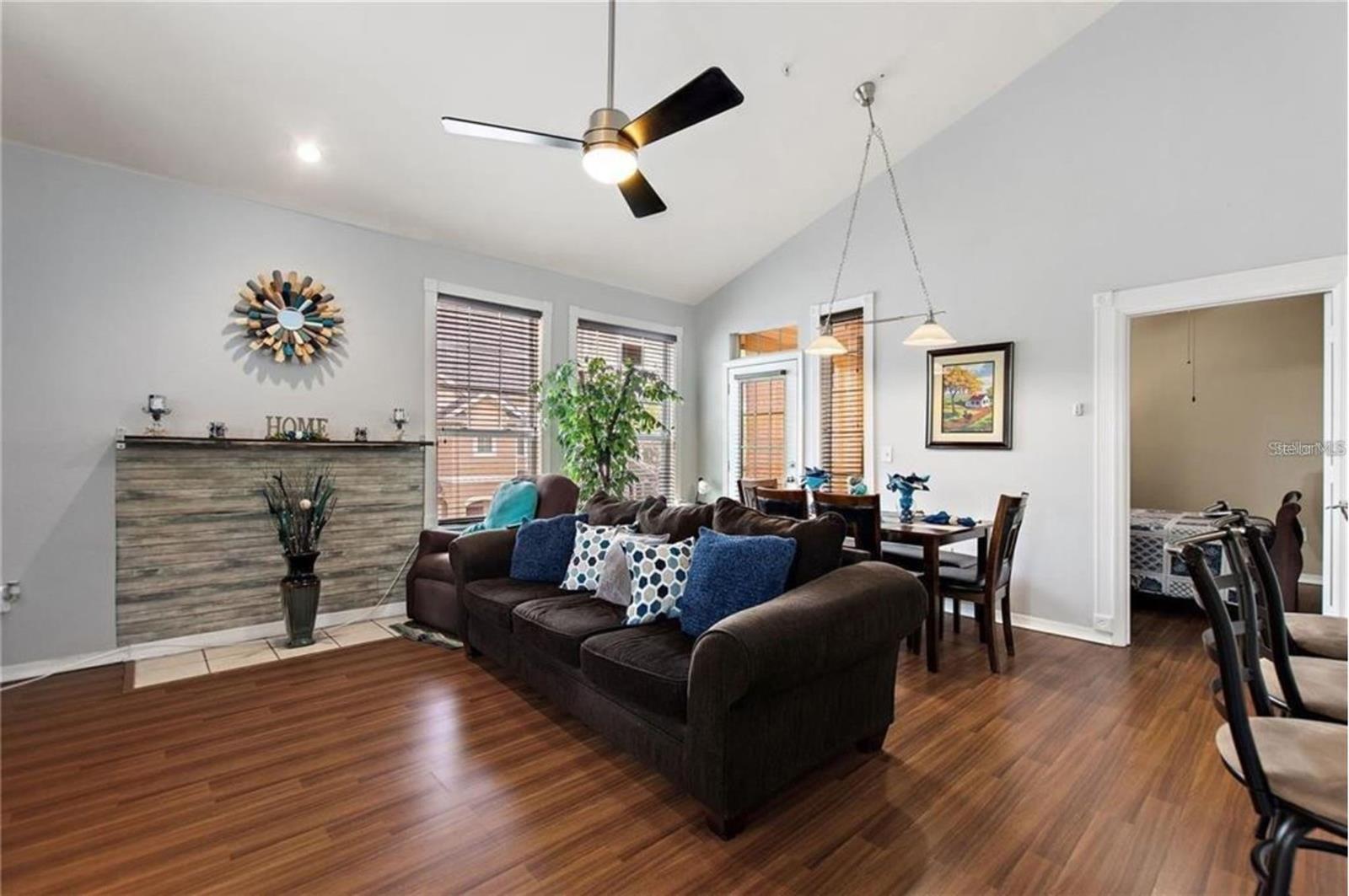 2045 ERVING CIR #101