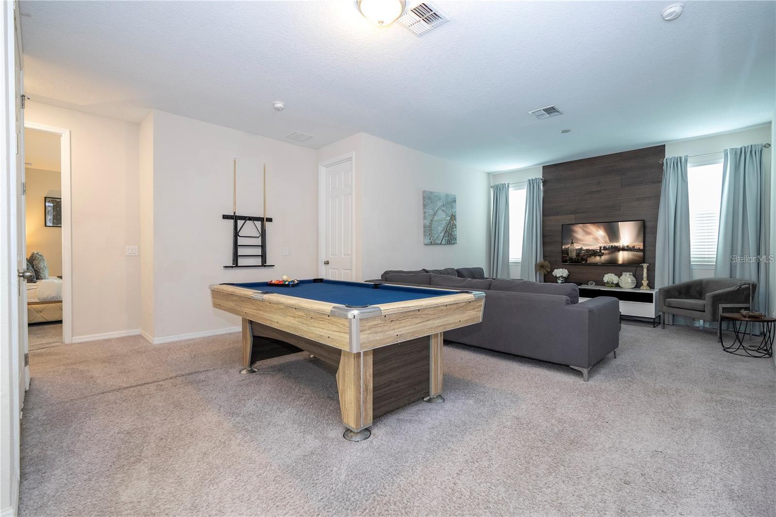 9043 SUNSHINE RIDGE LOOP