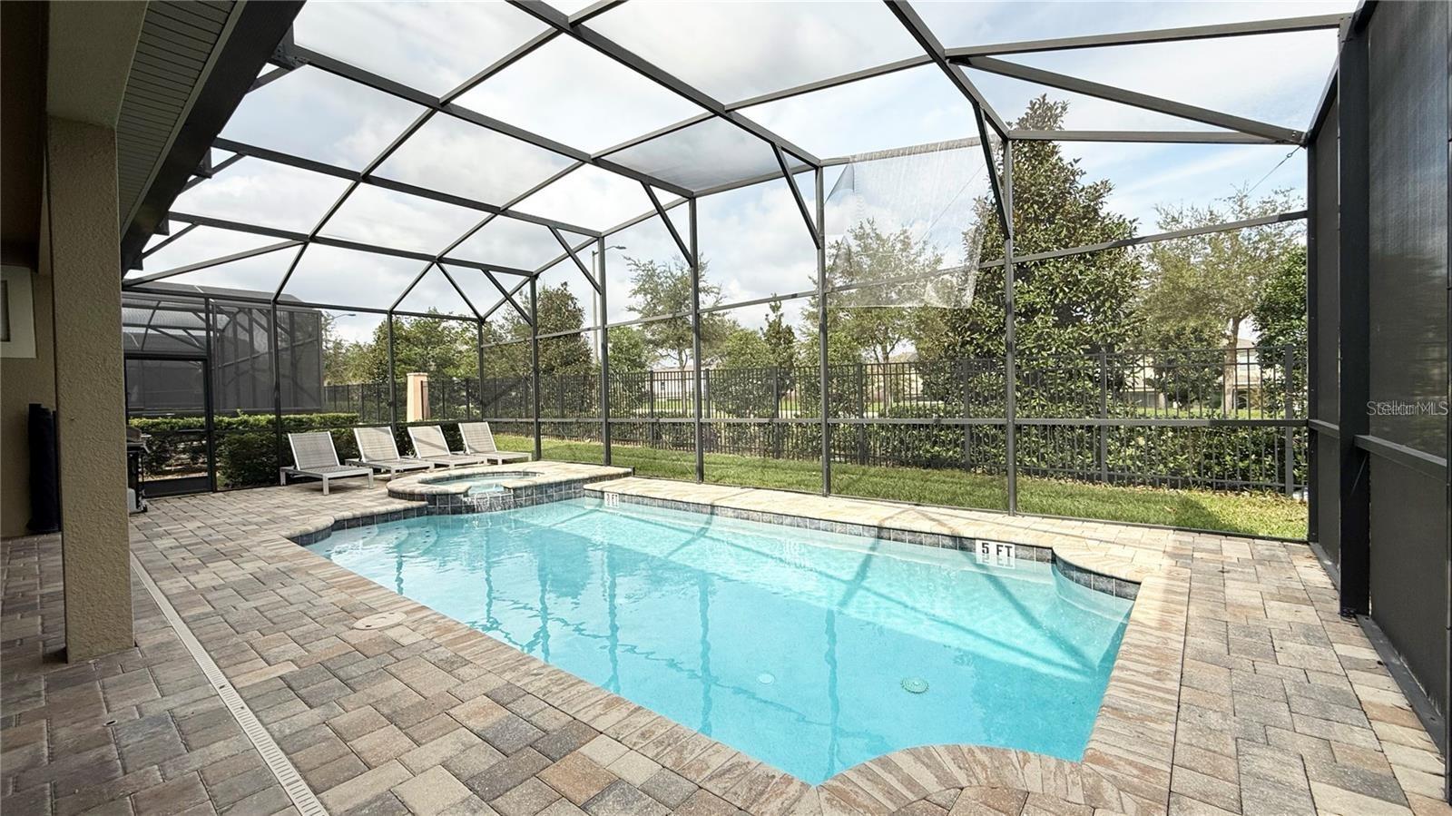 9043 SUNSHINE RIDGE LOOP