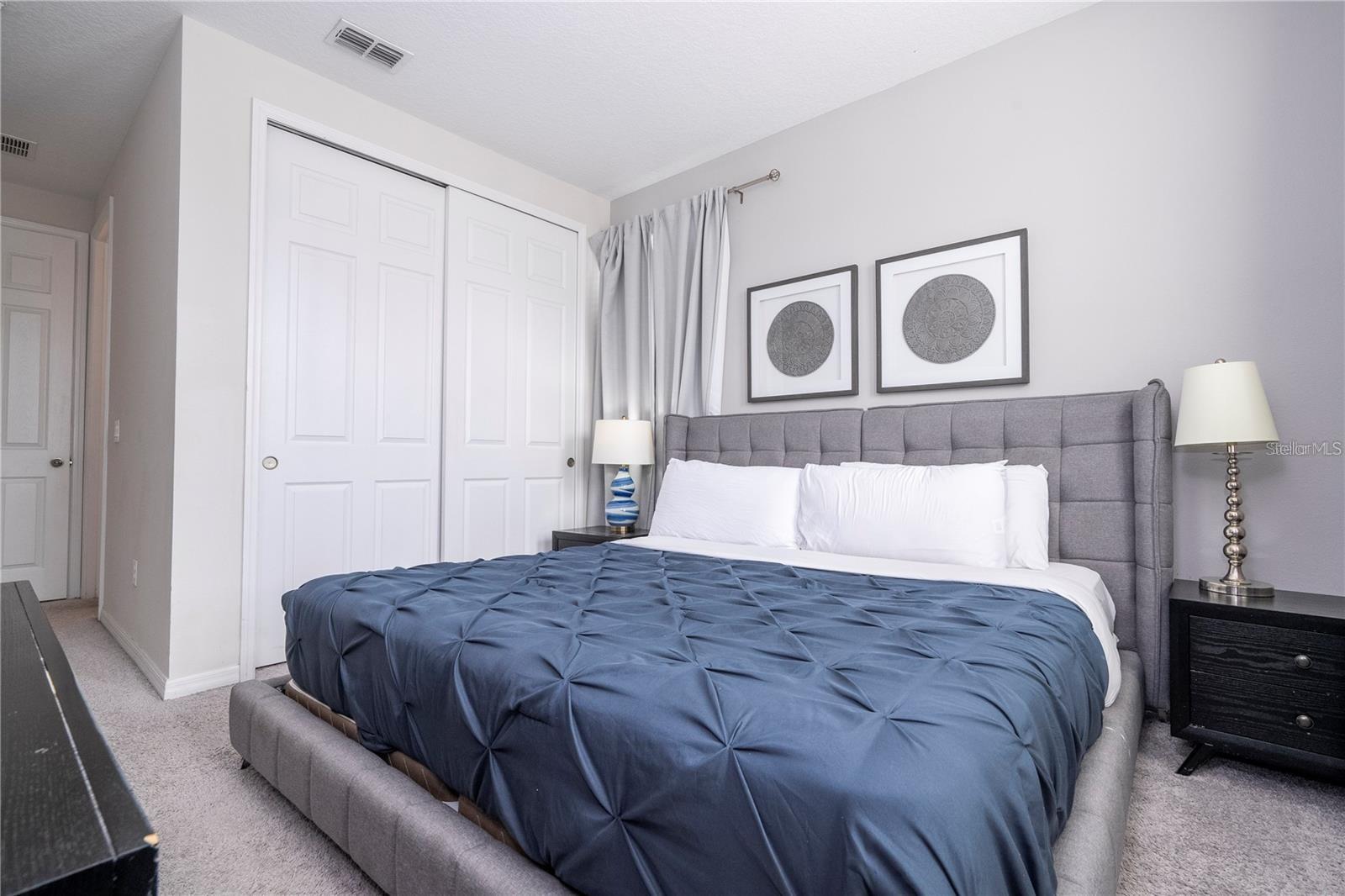 9043 SUNSHINE RIDGE LOOP
