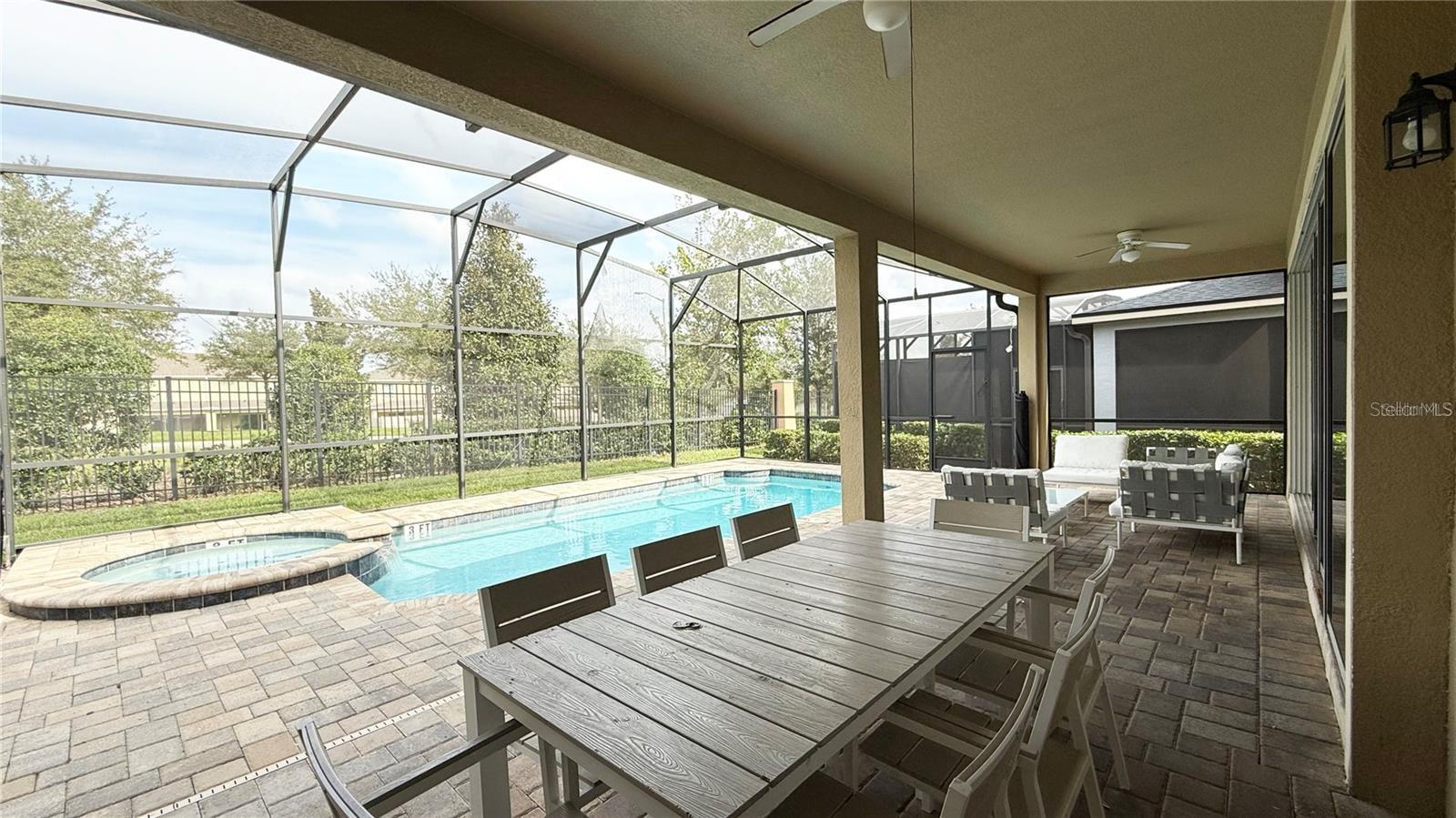 9043 SUNSHINE RIDGE LOOP