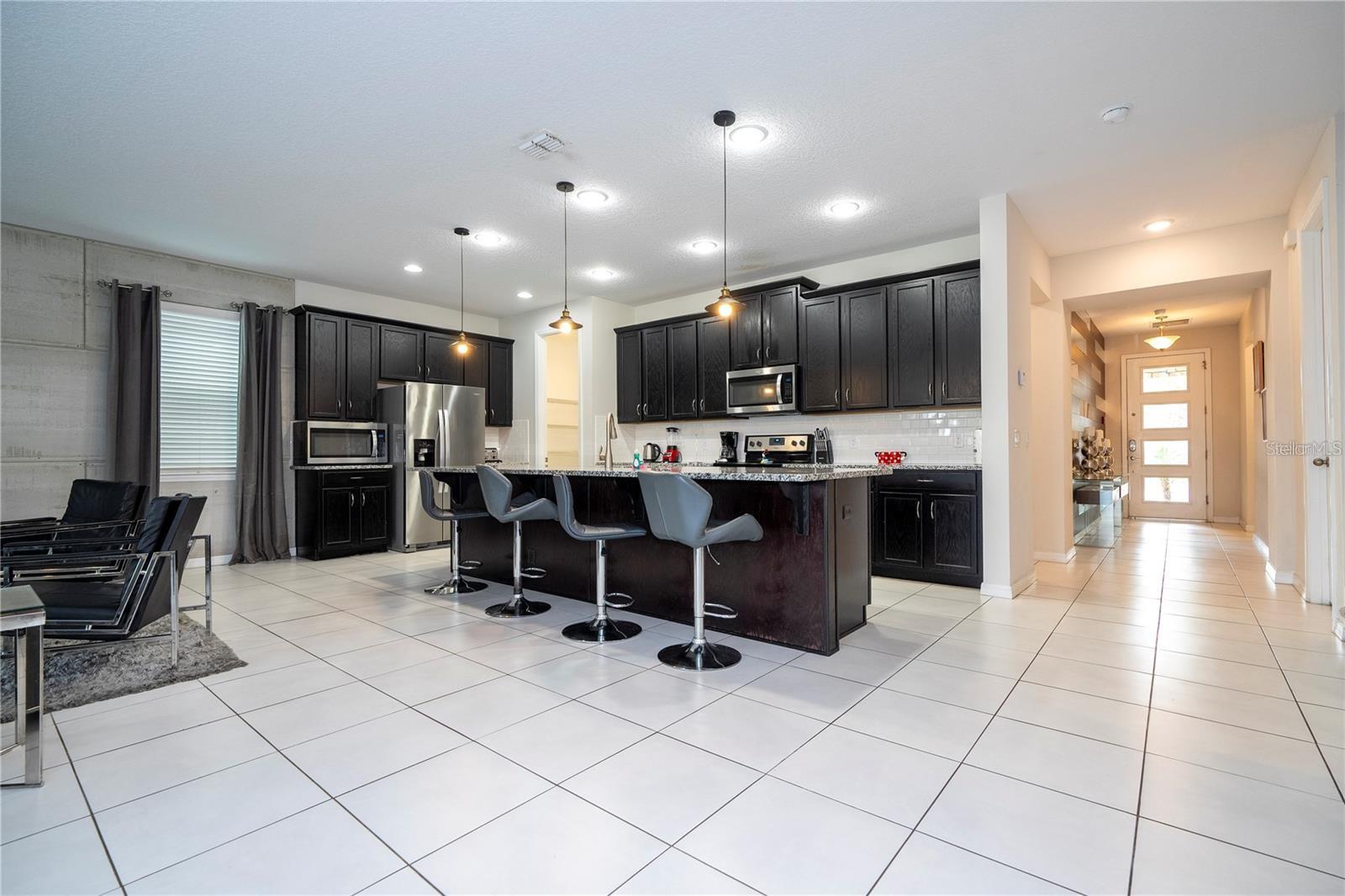 9043 SUNSHINE RIDGE LOOP