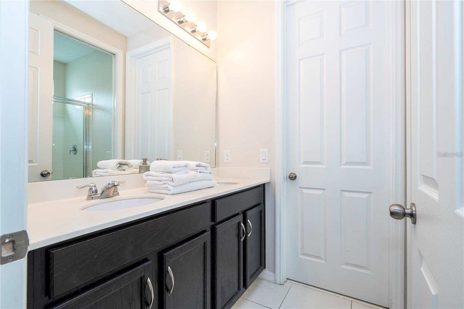 9043 SUNSHINE RIDGE LOOP