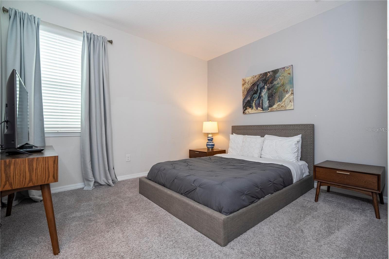 9043 SUNSHINE RIDGE LOOP