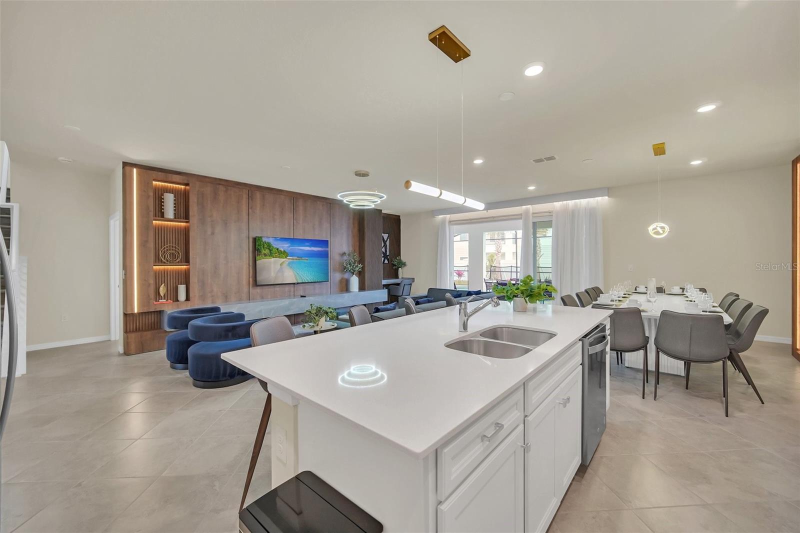 16248 SAINT MARTIN ST