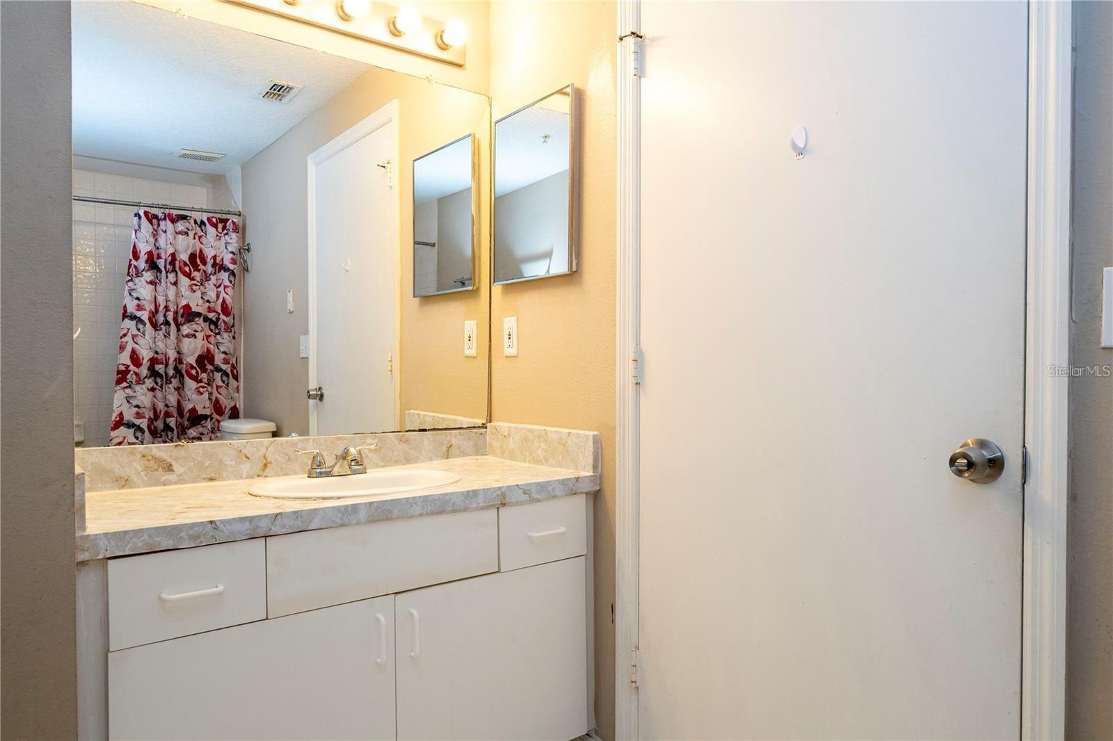 5572 METROWEST BLVD #309