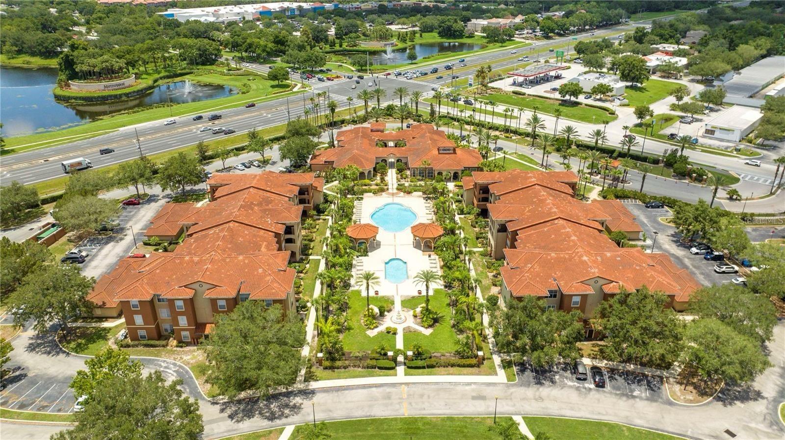 5572 METROWEST BLVD #309