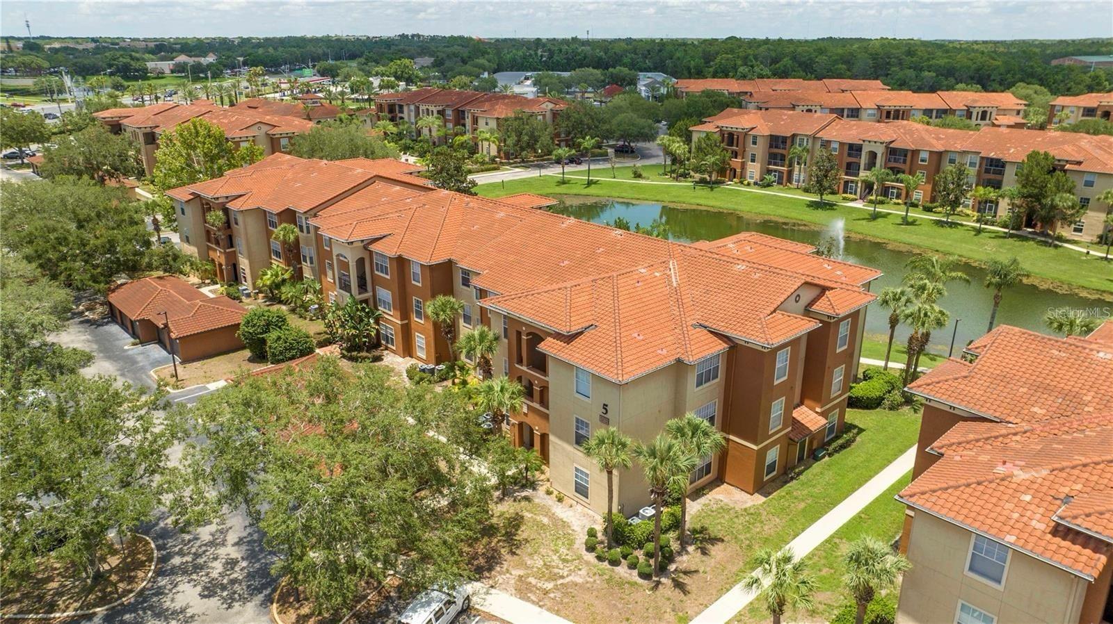 5572 METROWEST BLVD #309