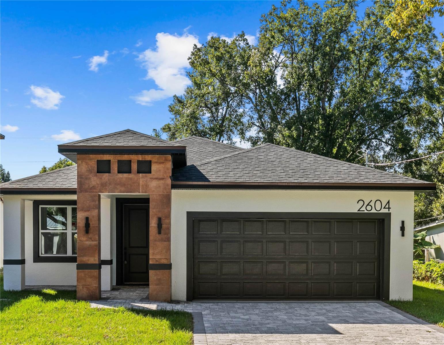 2604 ANNANDALE AVE