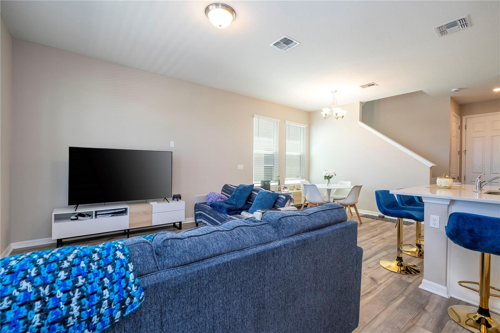 4994 CITRUS LEAF BLVD