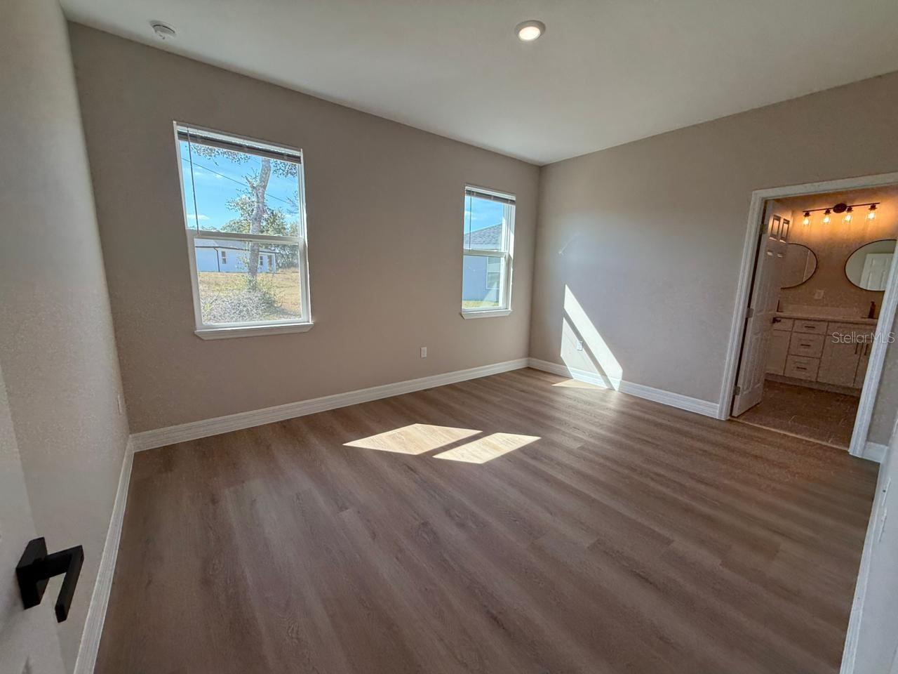 2598 SW 154TH PLACE RD