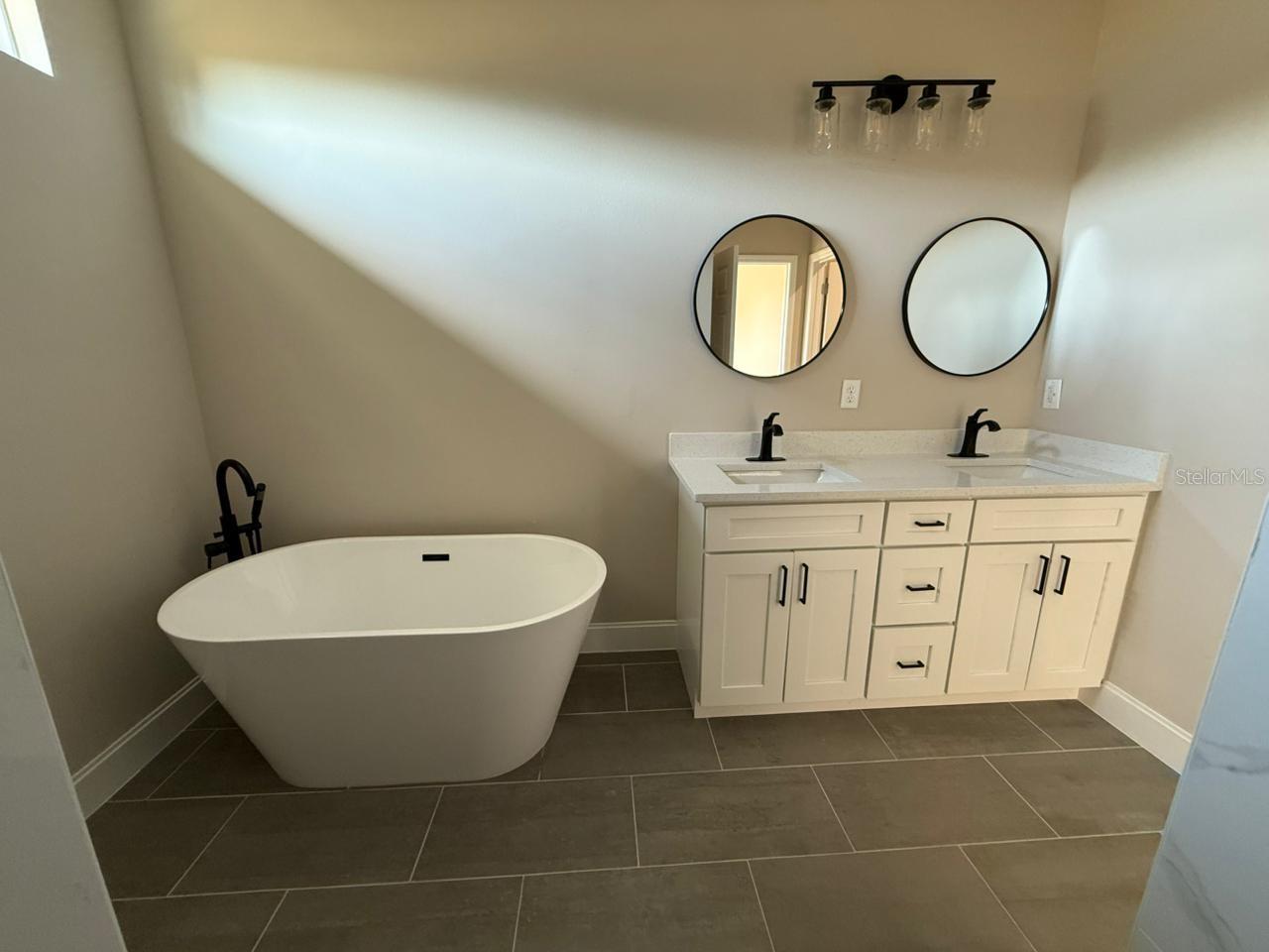 2598 SW 154TH PLACE RD