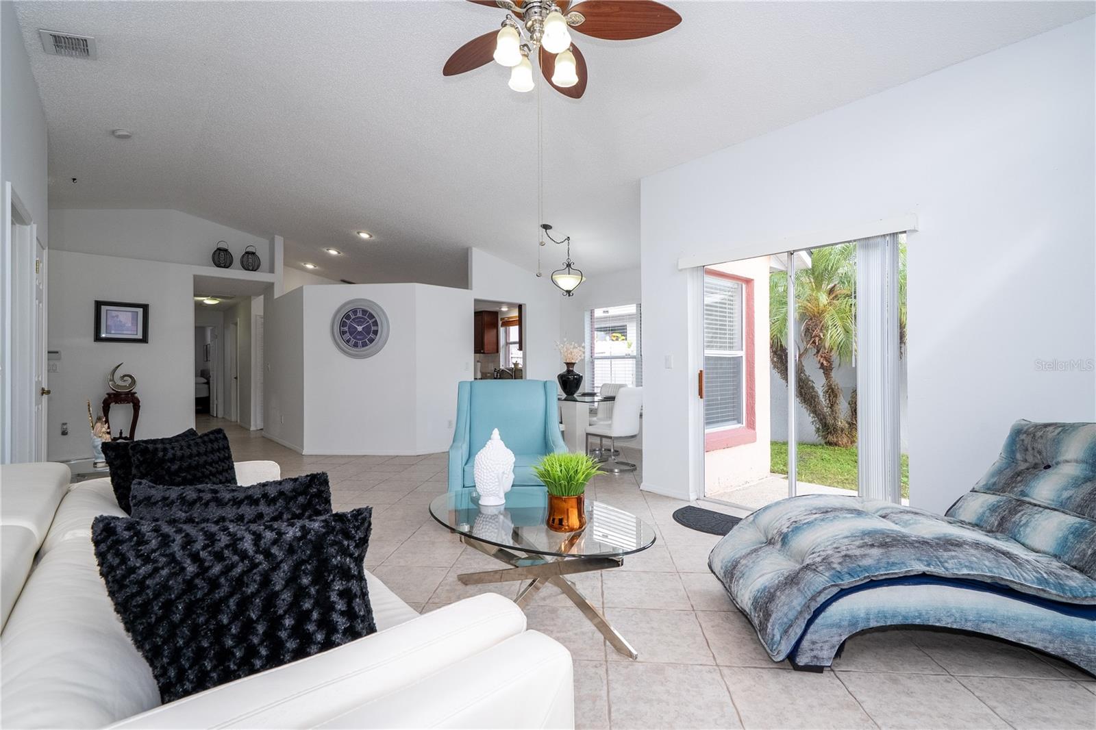 3219 BREWSTER DR