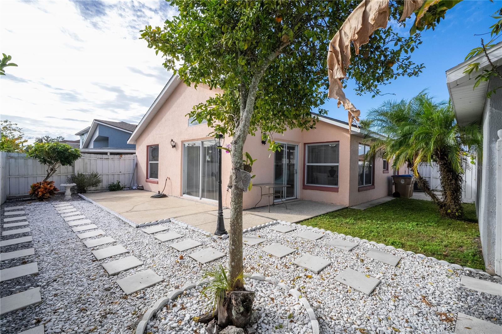 3219 BREWSTER DR