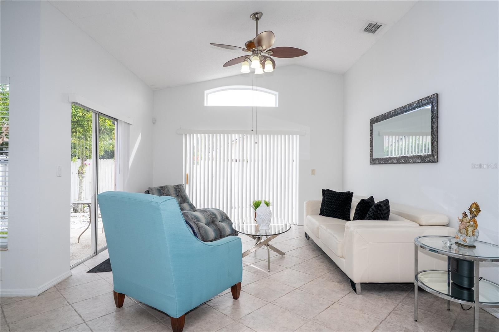 3219 BREWSTER DR