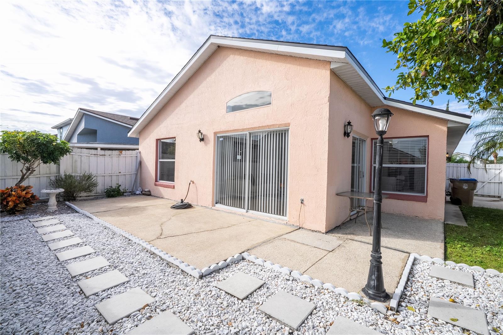 3219 BREWSTER DR