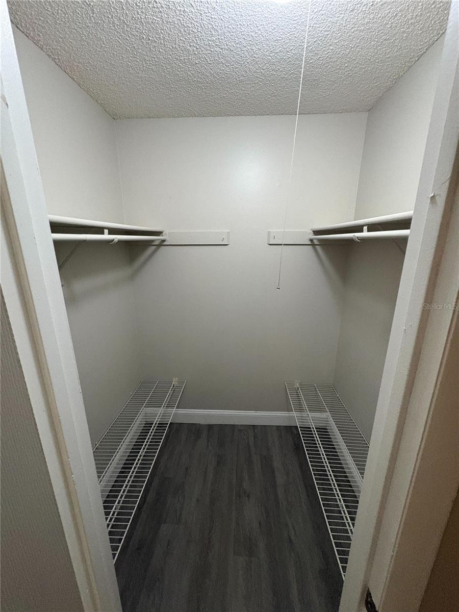 3060 GEORGE MASON AVE #10C