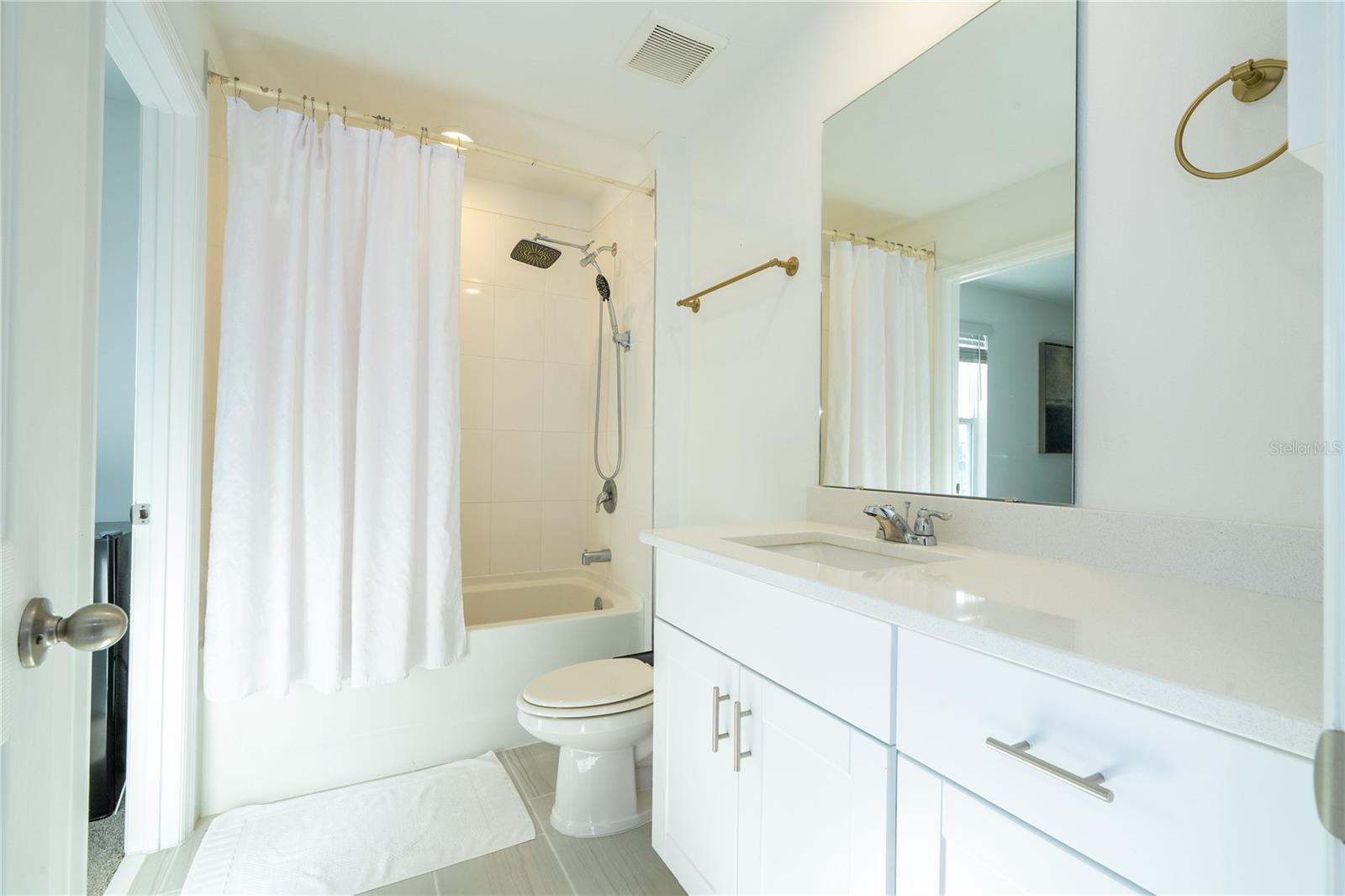 4329 EAGLE TRAIL BND