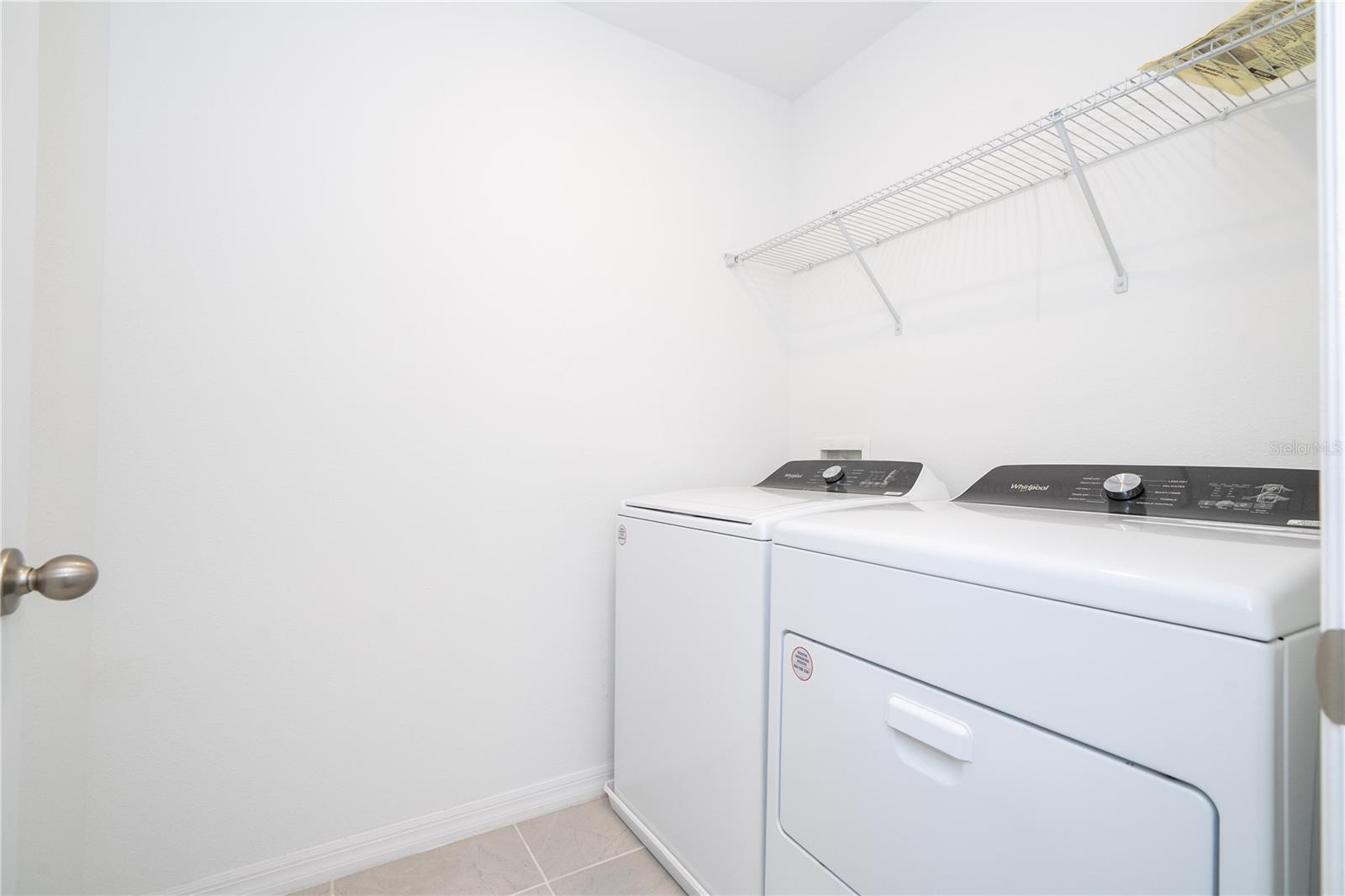 4549 BURROWING OWL LOOP