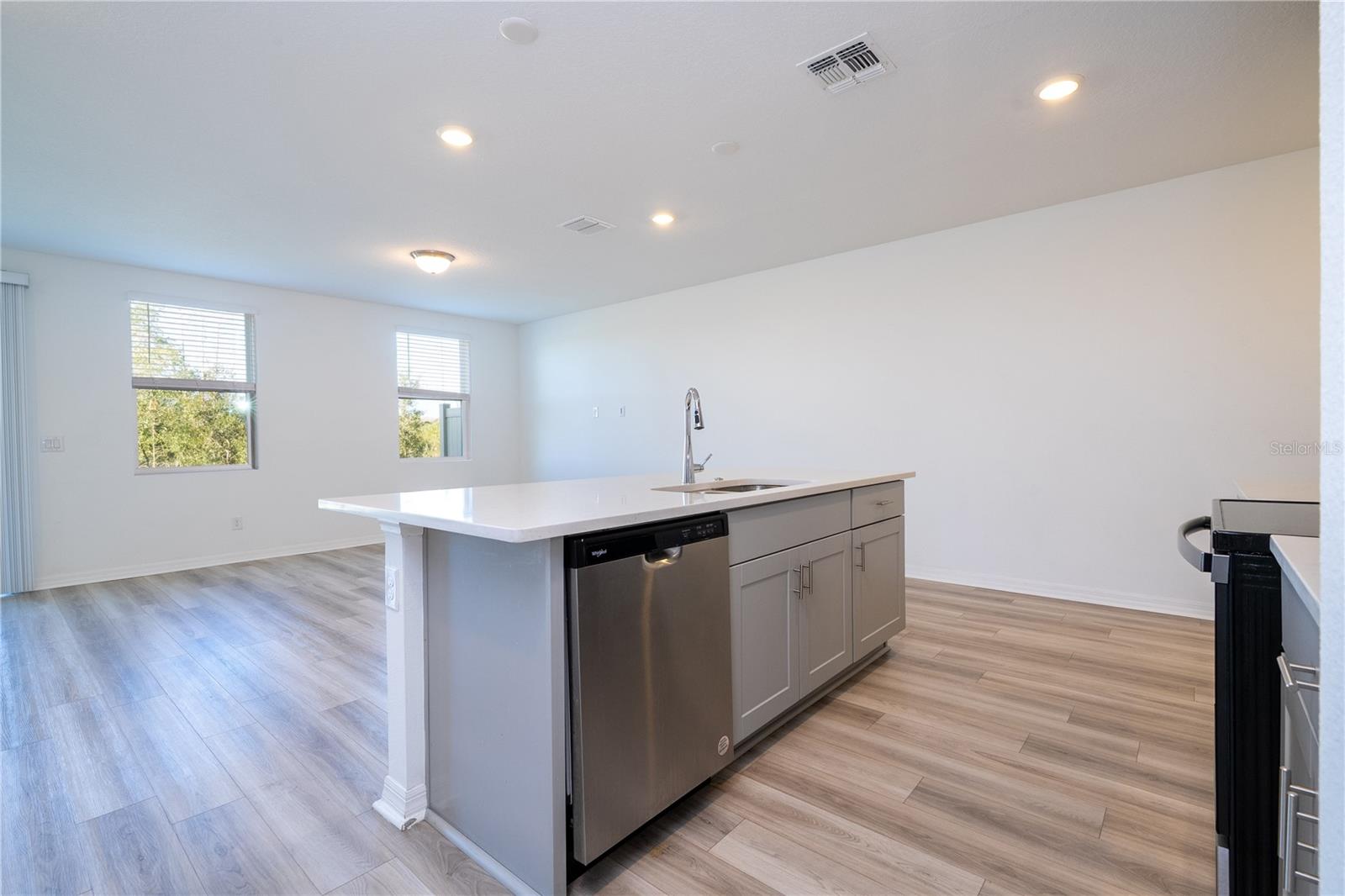 4549 BURROWING OWL LOOP