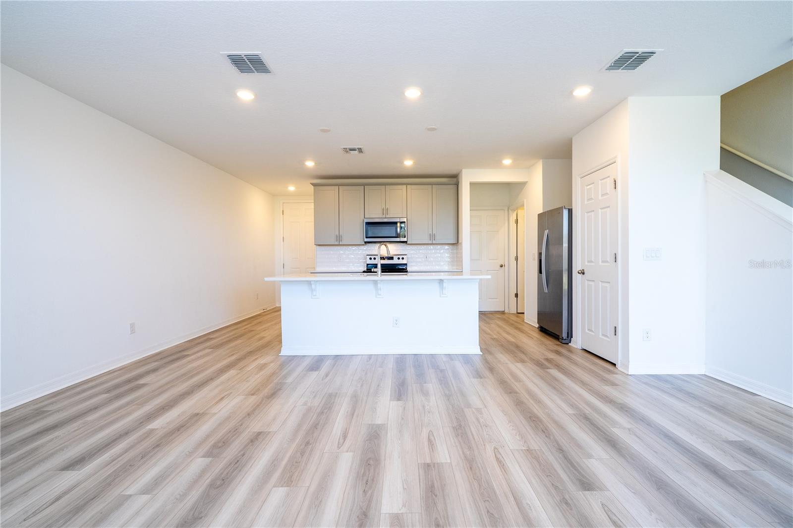 4549 BURROWING OWL LOOP