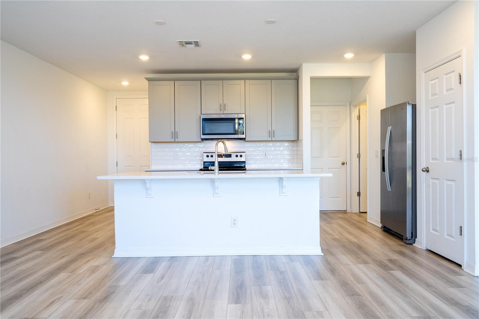 4549 BURROWING OWL LOOP