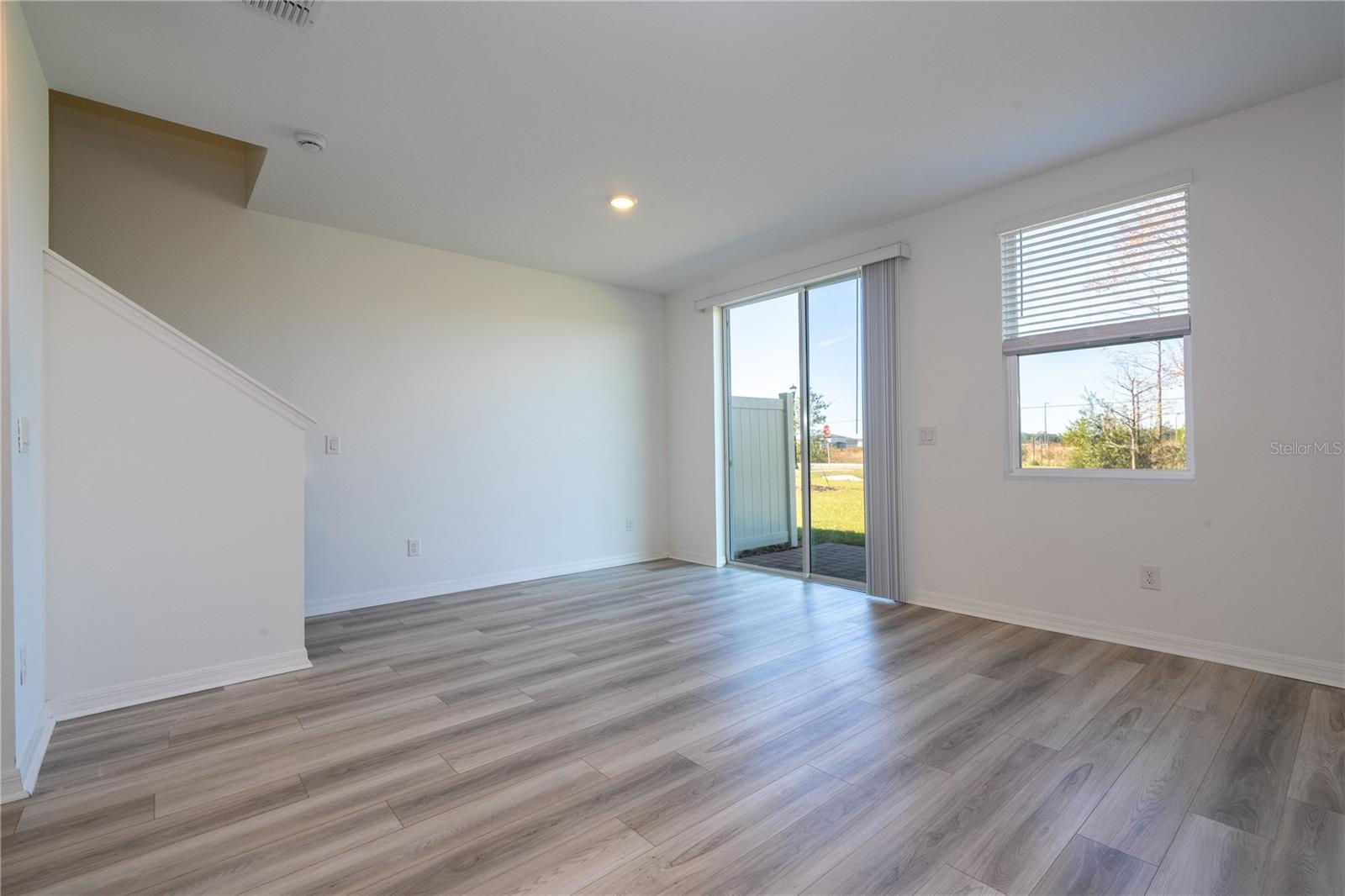 4549 BURROWING OWL LOOP