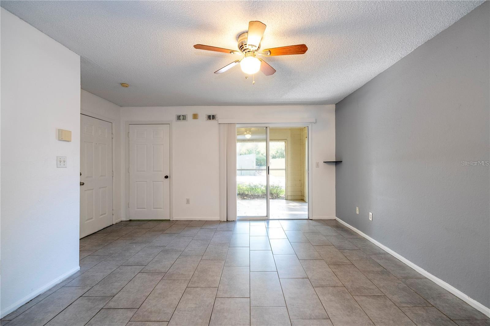 5136 PARK CENTRAL DR #212