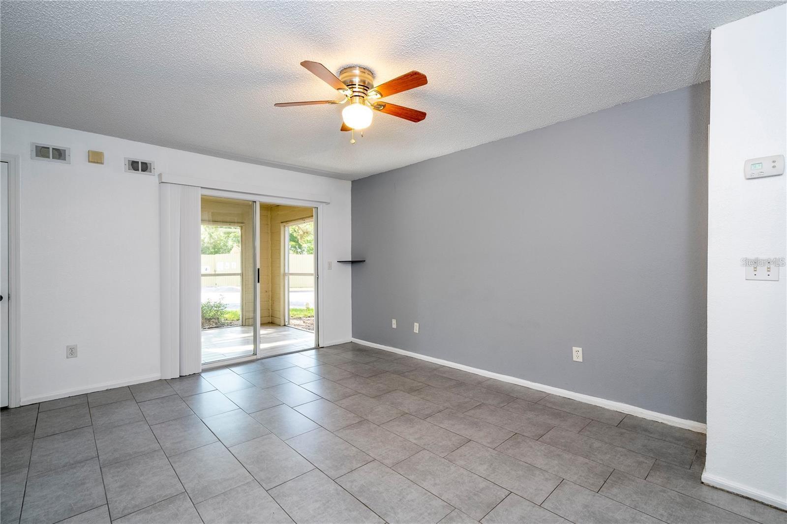 5136 PARK CENTRAL DR #212