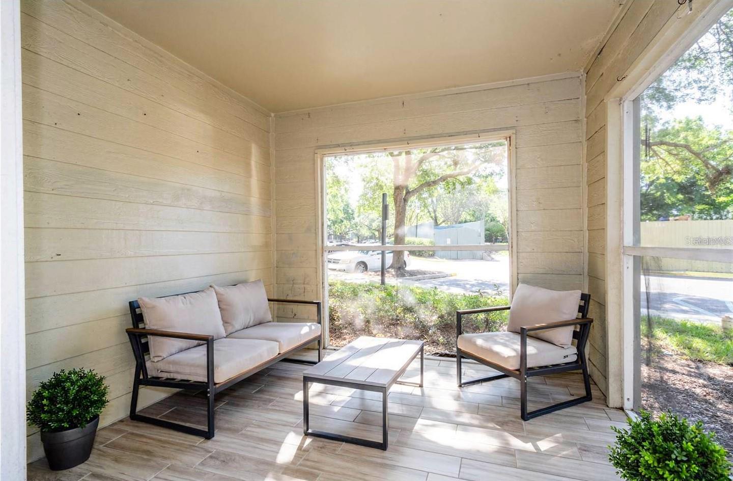 5136 PARK CENTRAL DR #212