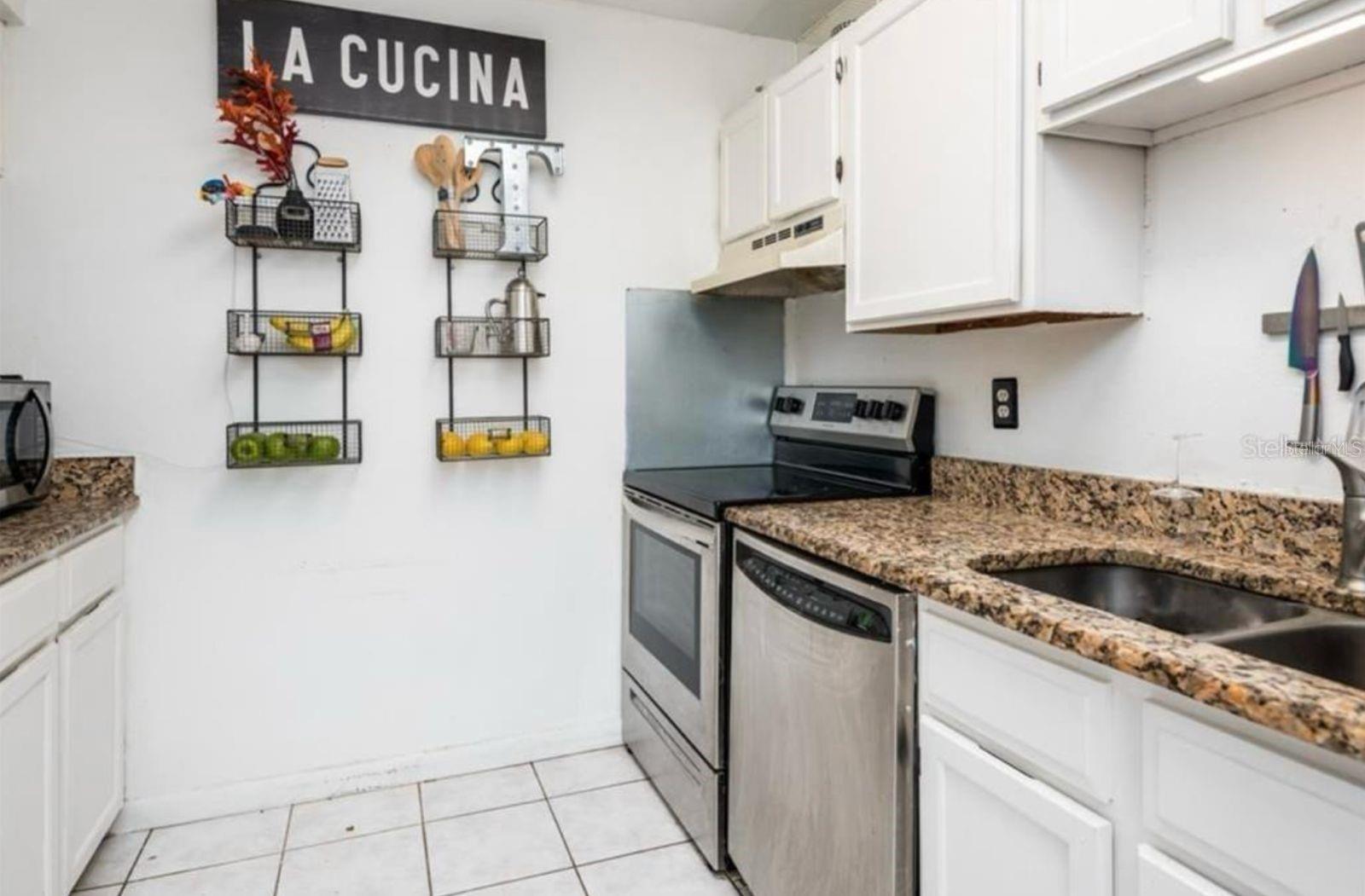 2342 HUNTINGTON GREEN CT #2