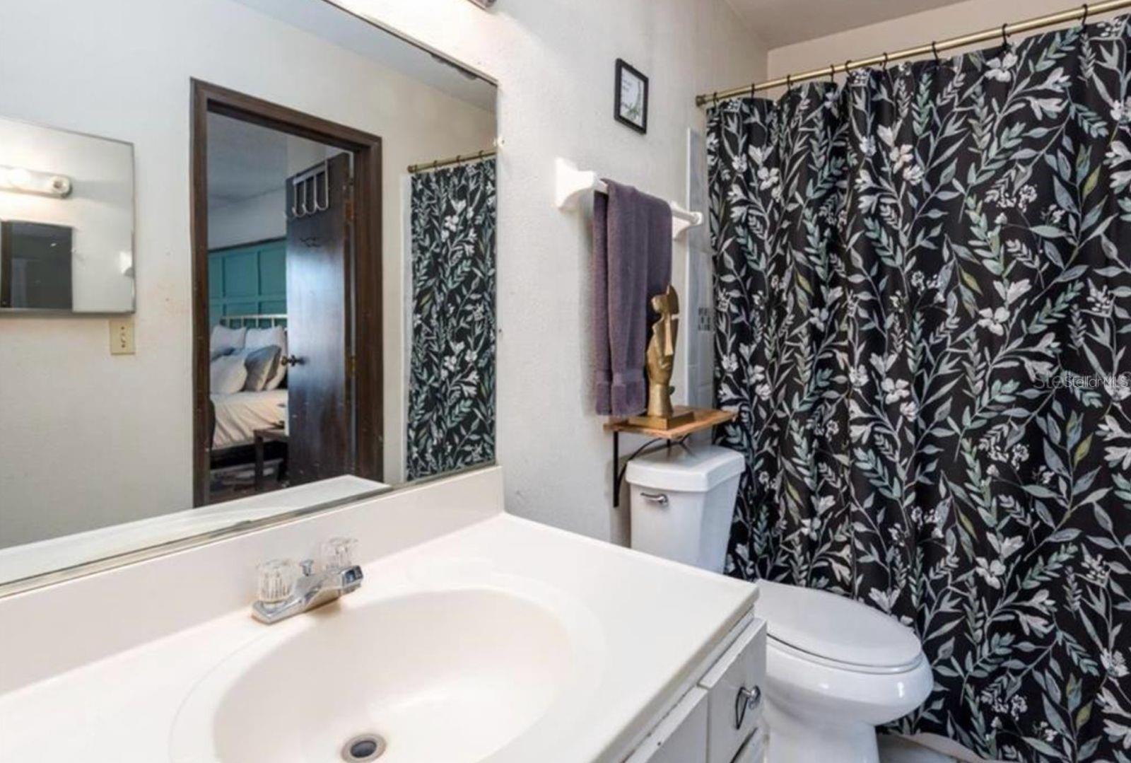 2342 HUNTINGTON GREEN CT #2